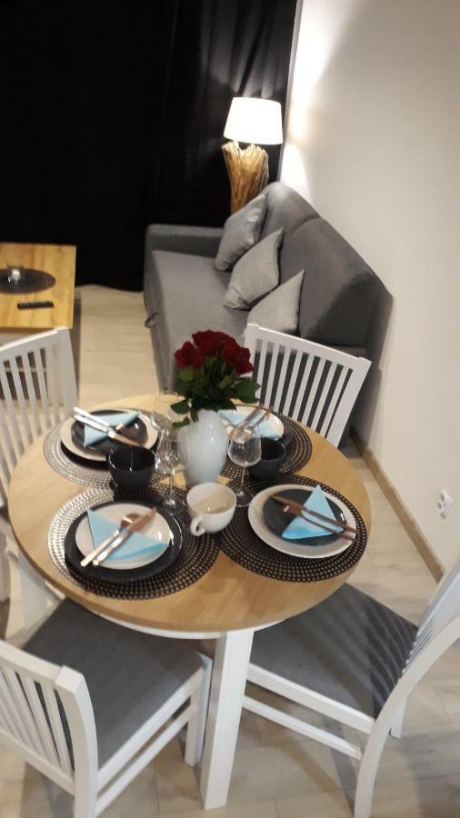 Apartament Oliwka Z Prywatnym Miejscem Postojowym Колобжег Екстер'єр фото