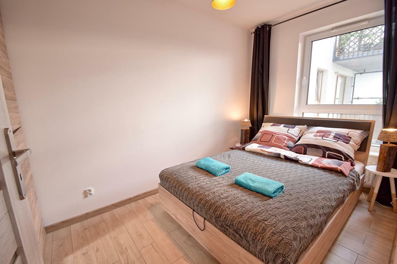 Apartament Oliwka Z Prywatnym Miejscem Postojowym Колобжег Екстер'єр фото