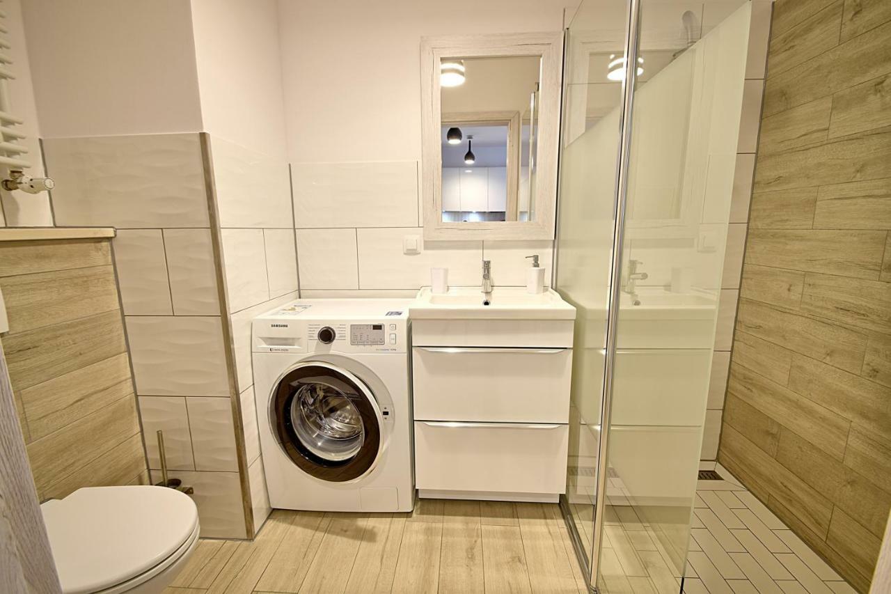 Apartament Oliwka Z Prywatnym Miejscem Postojowym Колобжег Екстер'єр фото