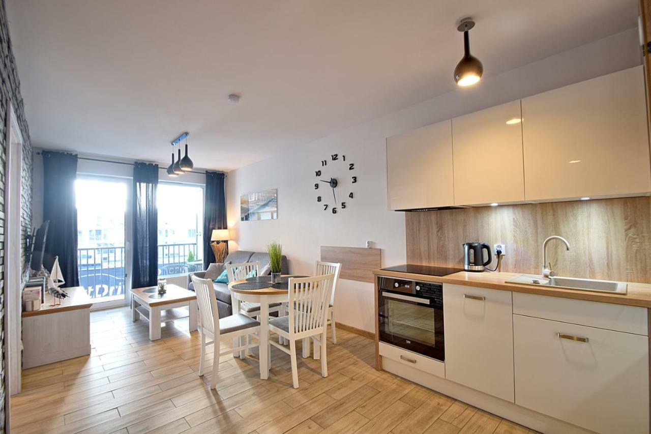 Apartament Oliwka Z Prywatnym Miejscem Postojowym Колобжег Екстер'єр фото